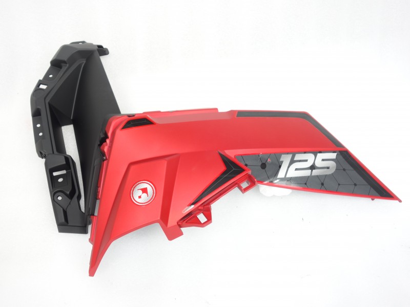 Side cover front left turn signal red Xplore 125