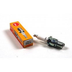 Spark plug B8ES NGK