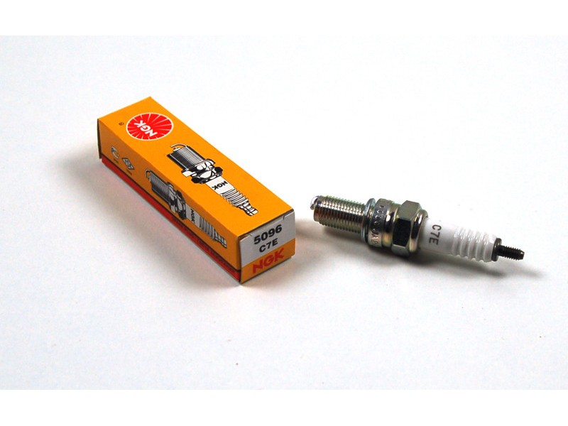 Spark plug C7E NGK