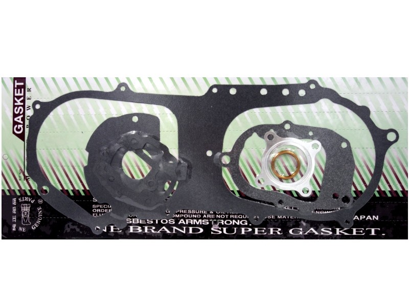 Engine seal set for 50cc 2T scooter with horizontal engine