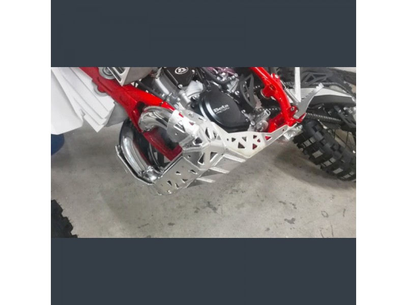Scut motor cu protectie rezonator Beta Xtrainer '15-'24 P-TECH PK008 Scut motor cu protectie rezonator Beta Xtrainer '15-'24 P-TECH PK008