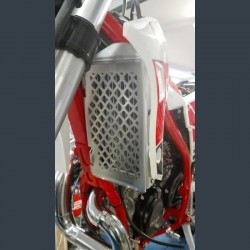 Protectii radiator Beta Xtrainer '15-'25 P-TECH RKK019 Protectii radiator Beta Xtrainer '15-'25 P-TECH RKK019