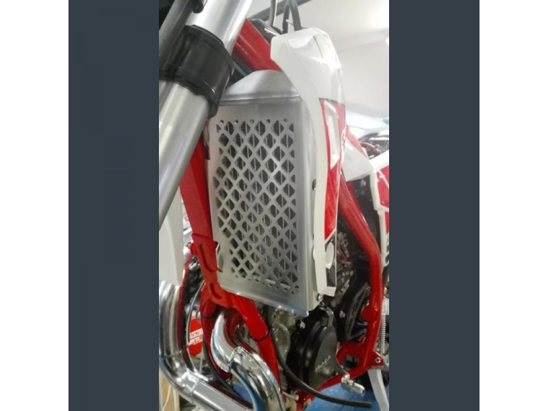 Protectii radiator Beta Xtrainer '15-'25 P-TECH RKK019 Protectii radiator Beta Xtrainer '15-'25 P-TECH RKK019