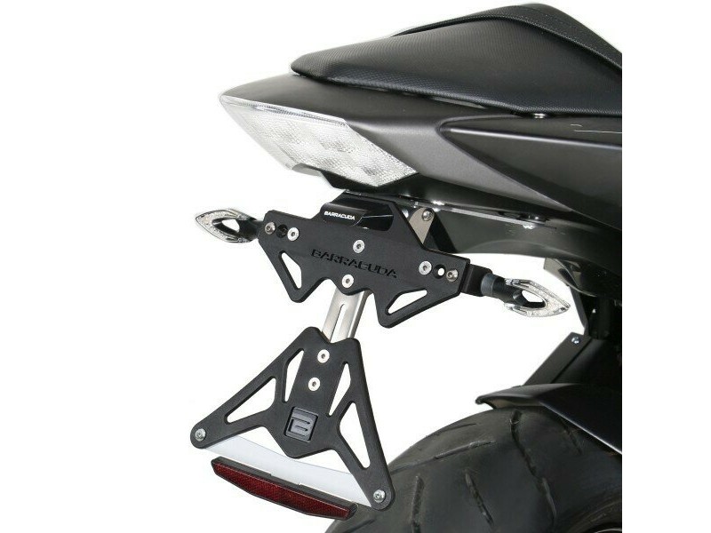 Suport de numar BARRACUDA pt Kawasaki Z1000 (2007-2009) Kawasaki Z750 (2007-2014) Kawasaki Z750R (2011-2015) Suport de numar BARRACUDA pt Kawasaki Z1000 (2007-2009) Kawasaki Z750 (2007-2014) Kawasaki Z750R (2011-2015)