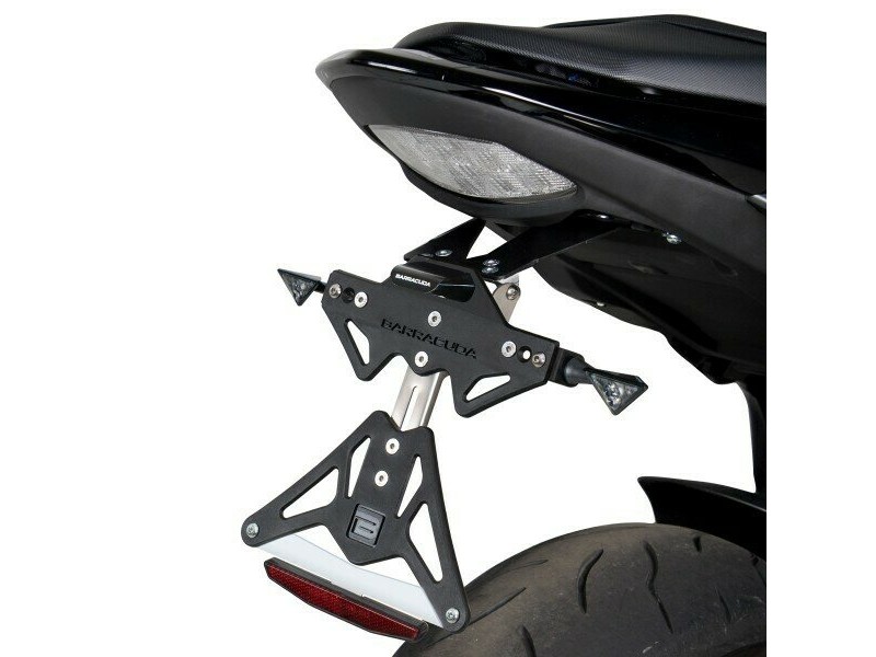 Kit suport numar de inmatriculare BARRACUDA SUZUKI GSR750 Kit suport numar de inmatriculare BARRACUDA SUZUKI GSR750
