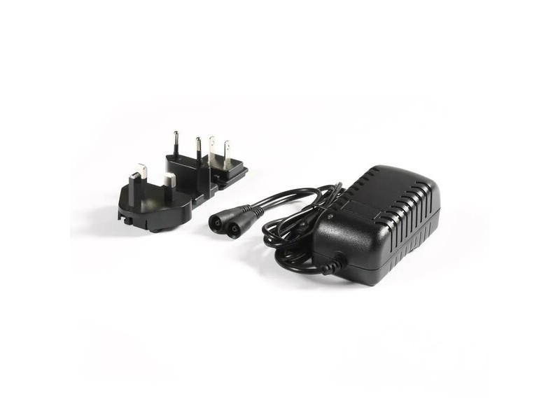 Incarcator baterii Macna 12V 2A Incarcator baterii Macna 12V 2A