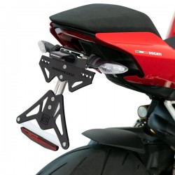 Kit suport numar de inmatriculare BARRACUDA specific OEM DUCATI PANIGALE-STREETFIGHTER V4/V2 (2020-2022) Kit suport numar de inmatriculare BARRACUDA specific OEM DUCATI PANIGALE-STREETFIGHTER V4/V2 (2020-2022)