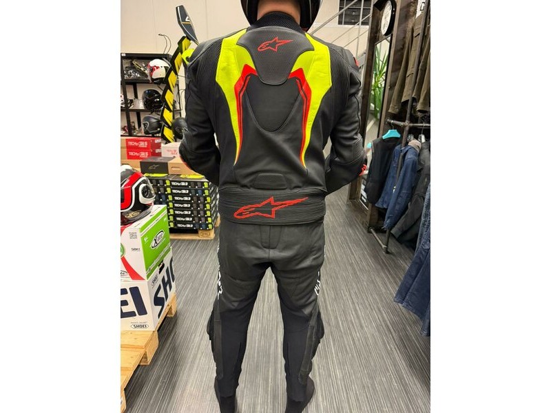 Combinezon de piele 2 piese Alpinestars Motegi V3 (resigilat)