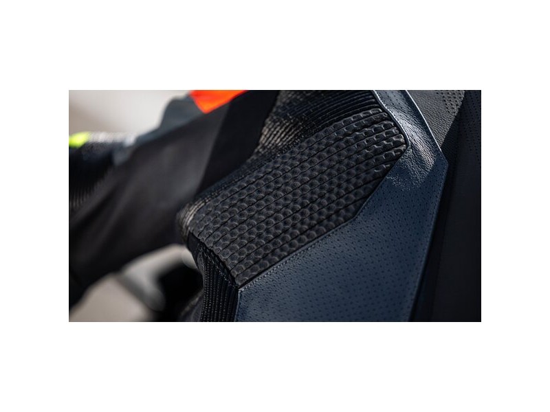 Combinezon de piele 1 piesa MACNA CHROMIQ Combinezon de piele 1 piesa MACNA CHROMIQ