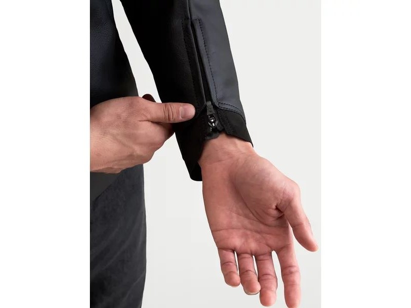 Geaca de piele ALPINESTARS CALIBER V2