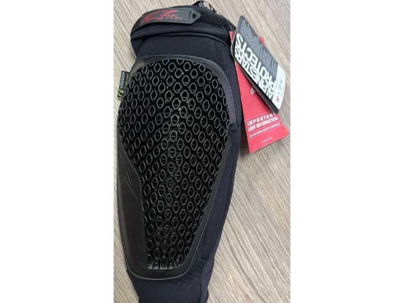 Protectii de genunchi Alpinestars BIONIC FLEX S/M - Produs resigilat Protectii de genunchi Alpinestars BIONIC FLEX S/M - Produs resigilat