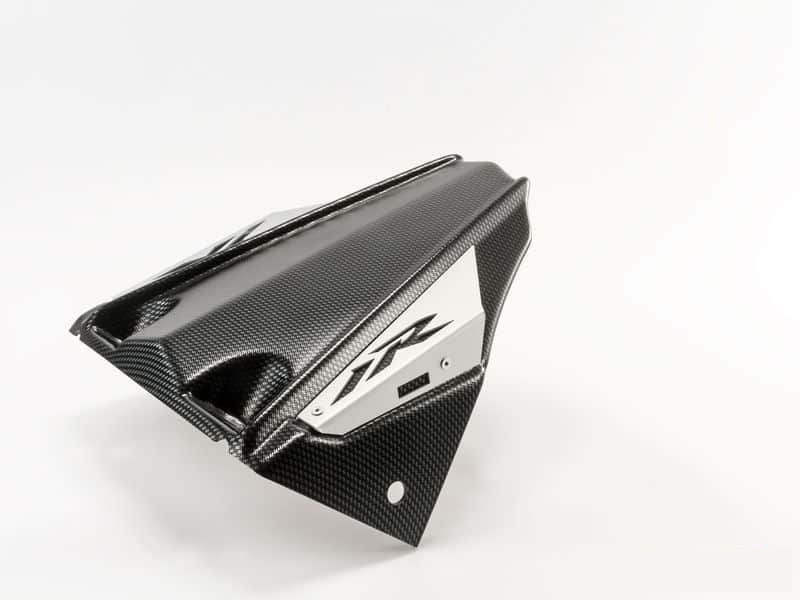Aripa de spate PUIG R 7688C carbon look