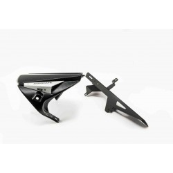 Aripa de spate PUIG R 8999C carbon look Aripa de spate PUIG R 8999C carbon look