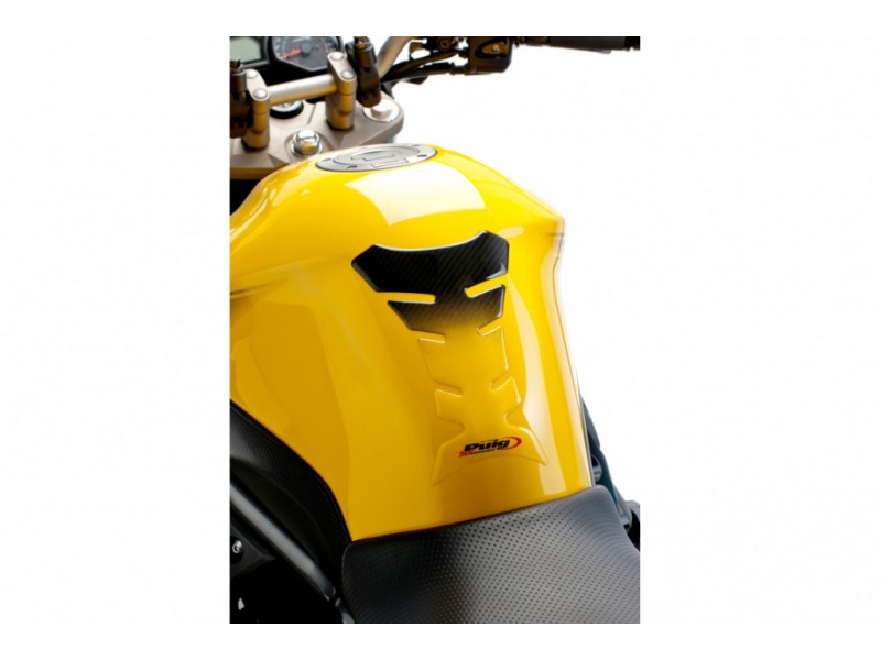 Tank pad PUIG PERFORMANCE 7427C carbon look