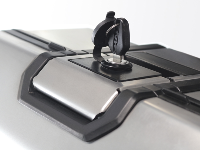 Set complet de cutii laterale de aluminiu, SHAD TERRA, 36L / 47L, incluzand kit de montaj SHAD BMW F 650 GS/ F 700 GS/ F 800 GS