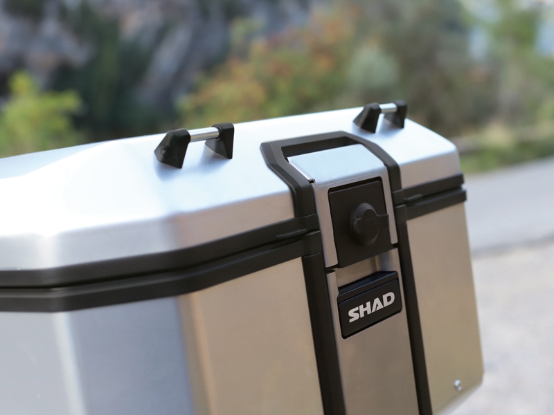 Set complet de cutii laterale de aluminiu, SHAD TERRA, 36L / 47L, incluzand kit de montaj SHAD KTM Super Adventure 1290 (R, S)
