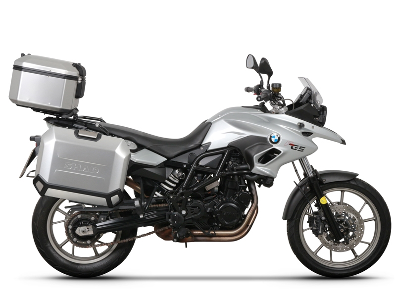 Set complet de cutii aluminiu SHAD TERRA, 48L cutie centrala si 36L / 47L cutii laterale, incluzand set de montaj si placa SHAD BMW F 650 GS/ F 700 GS/ F 800 GS