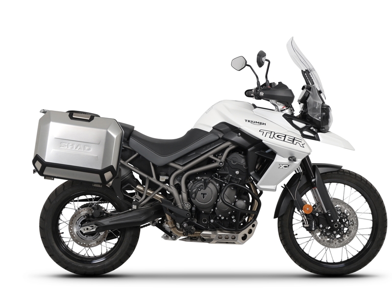 Set complet cutii aluminiu laterale, 36L / 47L SHAD TERRA NEGRU, include kit montare SHAD TRIUMPH Tiger 800