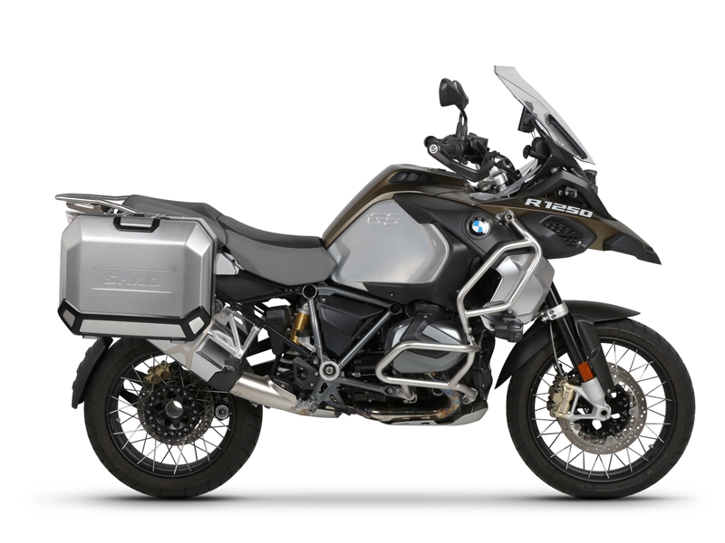 Set complet cutii aluminiu laterale, 36L / 47L SHAD TERRA NEGRU, include kit montare SHAD BMW R 1200 GS/ R 1200 GS Adventure/ R 1250 GS/ R 1250 GS Adventure Set complet cutii aluminiu laterale, 36L / 47L SHAD TERRA NEGRU, include kit montare SHAD BMW R 1200 GS/ R 1200 GS Adventure/ R 1250 GS/ R 1250 GS Adventure