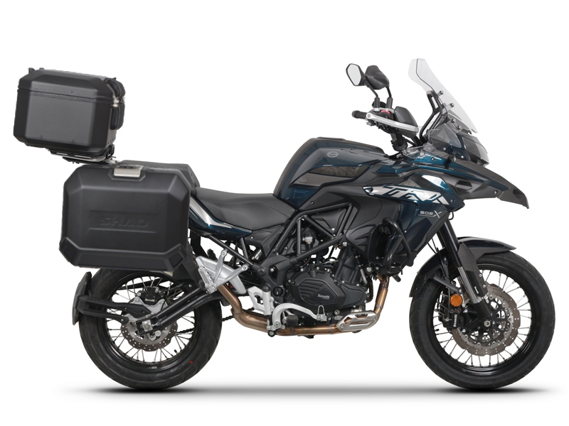 Set complet cutii aluminiu SHAD TERRA (negru), 37L cutie centrala 36L / 47L cutii laterale, incluzand kit montare si placa SHAD BENELLI TRK 502X Set complet cutii aluminiu SHAD TERRA (negru), 37L cutie centrala 36L / 47L cutii laterale, incluzand kit montare si placa SHAD BENELLI TRK 502X