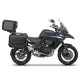 Set complet cutii aluminiu SHAD TERRA (negru), 37L cutie centrala 36L / 47L cutii laterale, incluzand kit montare si placa SHAD BENELLI TRK 502X Set complet cutii aluminiu SHAD TERRA (negru), 37L cutie centrala 36L / 47L cutii laterale, incluzand kit montare si placa SHAD BENELLI TRK 502X