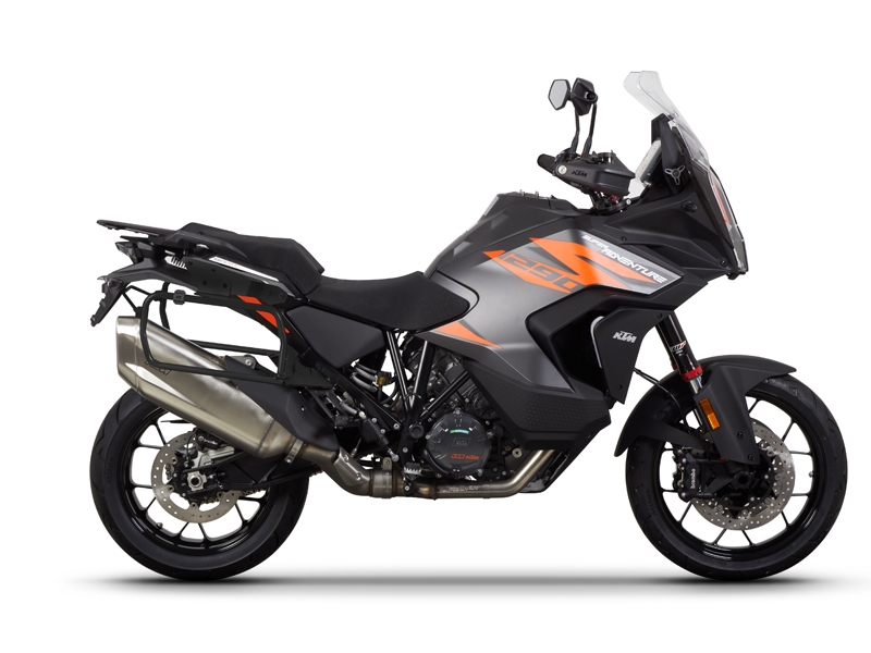 Set complet cutii aluminiu SHAD TERRA (negru), 37L cutie centrala   36L / 47L cutii laterale, incluzand kit montare si placa SHAD KTM Super Adventure 1290 (R, S)