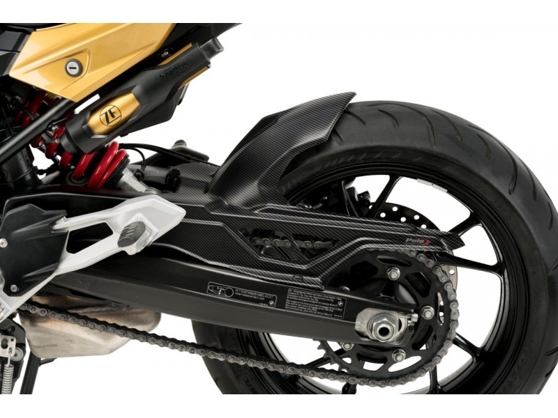Aripa de spate PUIG 20544C carbon look