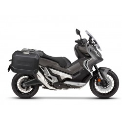 Set complet de cutii de aluminiu 47L / 47L SHAD TERRA NEGRU, incluzand kit montaj SHAD HONDA X-ADV 750 Set complet de cutii de aluminiu 47L / 47L SHAD TERRA NEGRU, incluzand kit montaj SHAD HONDA X-ADV 750