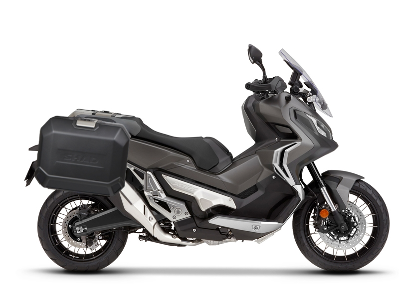 Set complet de cutii de aluminiu 47L / 47L SHAD TERRA NEGRU, incluzand kit montaj SHAD HONDA X-ADV 750
