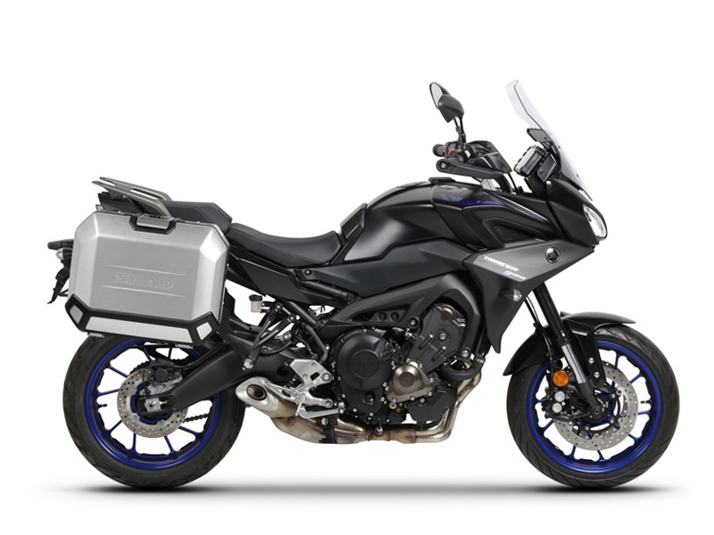 Set complet de 36L / 36L cutii laterale de aluminium SHAD TERRA, incluzand kit montaj SHAD YAMAHA MT-09 Tracer / Tracer 900