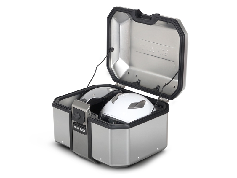 Set complet de cutii de aluminiu SHAD TERRA, 48L cutie centrala si  36L / 36L cutii laterale, incluzand kit montaj si placa SHAD HONDA X-ADV 750