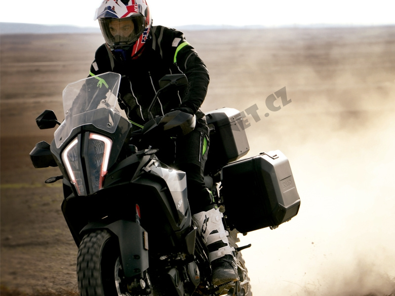 Set complet cutii aluminiu Shad Terra, 48L topcase 36L / 47L side cases,include placa si kit montare SHAD BMW R 1200 GS/ R 1250 GS Set complet cutii aluminiu Shad Terra, 48L topcase 36L / 47L side cases,include placa si kit montare SHAD BMW R 1200 GS/ R 1250 GS