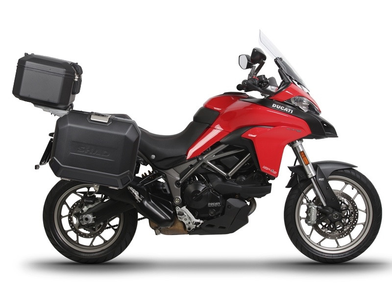 Set complet de cutii de aluminiu SHAD TERRA NEGRU, 37L cutie centrala si 36L / 36L cutii laterale, incluzand kit montaj si placa SHAD DUCATI MULTISTRADA 950 / 1200 / 1260 Set complet de cutii de aluminiu SHAD TERRA NEGRU, 37L cutie centrala si 36L / 36L cutii laterale, incluzand kit montaj si placa SHAD DUCATI MULTISTRADA 950 / 1200 / 1260