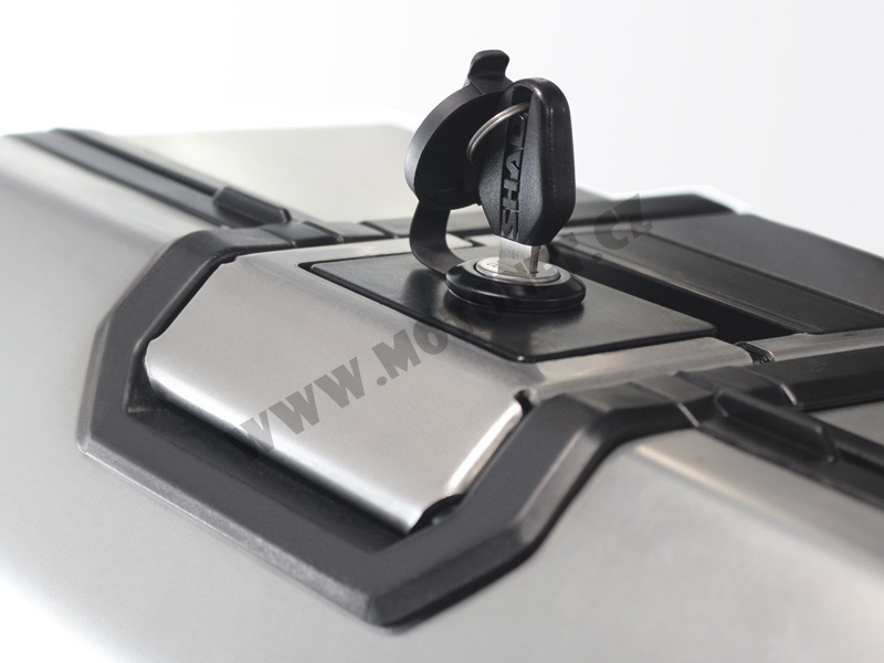 Set complet de 47L /47L cutii laterale de aluminiu SHAD TERRA, incluzand kit montaj SHAD DUCATI MULTISTRADA 950 / 1200 / 1260