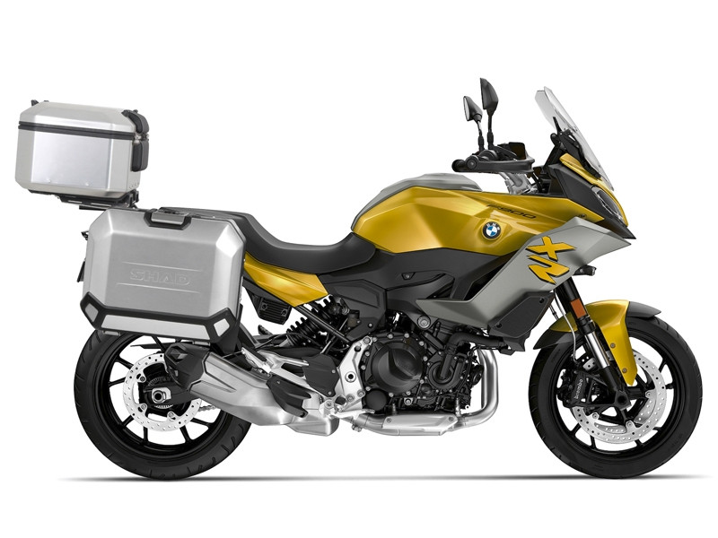 Set complet de cutii de aluminiu SHAD TERRA, 37L cutie centrala si 36L /36L cutii laterale, incluzand kit montaj si placa SHAD BMW F 900 XR Set complet de cutii de aluminiu SHAD TERRA, 37L cutie centrala si 36L /36L cutii laterale, incluzand kit montaj si placa SHAD BMW F 900 XR