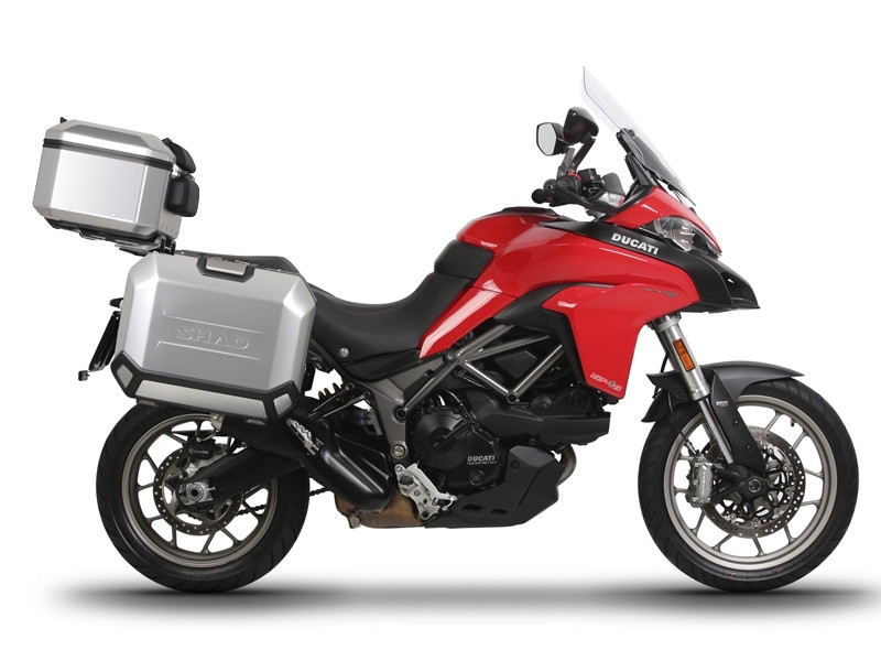 Set complet de cutii de aluminiu SHAD TERRA, 48L cutie centrala si 36L / 36L cutii laterale, incluzand kit montaj si placa SHAD DUCATI MULTISTRADA 950 / 1200 / 1260 Set complet de cutii de aluminiu SHAD TERRA, 48L cutie centrala si 36L / 36L cutii laterale, incluzand kit montaj si placa SHAD DUCATI MULTISTRADA 950 / 1200 / 1260