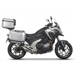 Set complet de cutii de aluminiu SHAD TERRA, 48L cutie centrala  si  47L / 47L cutii laterale, incluzand kit montaj si placa SHAD HONDA NC 750 X 2021- Set complet de cutii de aluminiu SHAD TERRA, 48L cutie centrala  si  47L / 47L cutii laterale, incluzand kit montaj si placa SHAD HONDA NC 750 X 2021-