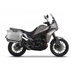 Set complet de 47L /47L cutii laterale de aluminiu SHAD TERRA, incluzand kit montaj SHAD Moto Morini X-Cape 649 Set complet de 47L /47L cutii laterale de aluminiu SHAD TERRA, incluzand kit montaj SHAD Moto Morini X-Cape 649