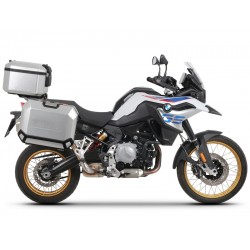 Set complet de cutii de aluminiu SHAD TERRA, 37L cutie centrala si 36L / 47L cutii laterale, incluzand set de montaj si placa SHAD BMW F750 GS / F850 GS Set complet de cutii de aluminiu SHAD TERRA, 37L cutie centrala si 36L / 47L cutii laterale, incluzand set de montaj si placa SHAD BMW F750 GS / F850 GS
