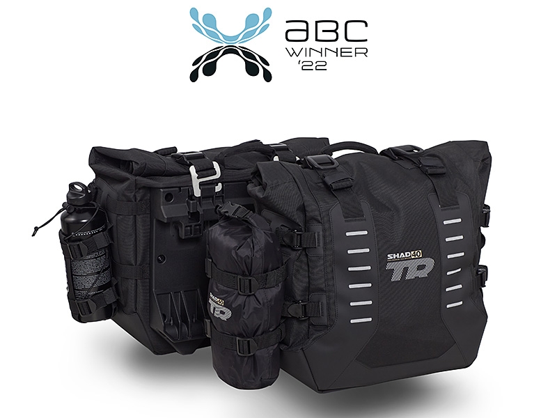 Complete set of SHAD TERRA TR40 adventure saddlebags and SHAD TERRA BLACK aluminium 37L topcase, including mounting kit SHAD Moto Morini X-Cape 649