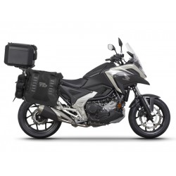 Complete set of SHAD TERRA TR40 adventure saddlebags and SHAD TERRA BLACK aluminium 48L topcase, including mounting kit SHAD HONDA NX 750 X 2021- Complete set of SHAD TERRA TR40 adventure saddlebags and SHAD TERRA BLACK aluminium 48L topcase, including mounting kit SHAD HONDA NX 750 X 2021-