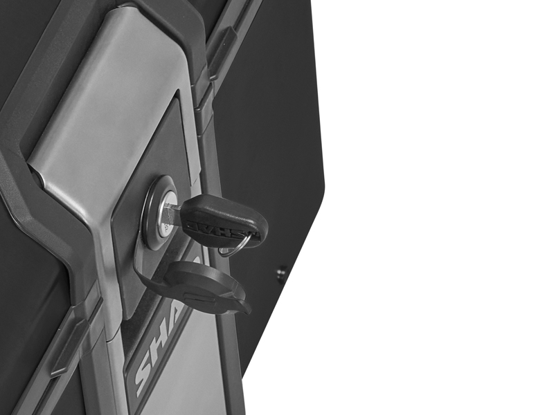 Complete set of SHAD TERRA TR40 adventure saddlebags and SHAD TERRA BLACK aluminium 55L topcase, including mounting kit SHAD BMW F 650 GS / F 700 GS/ F 800 GS (2008 - 2018)