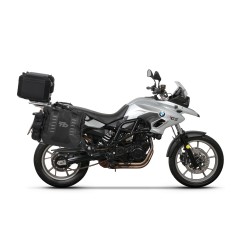 Complete set of SHAD TERRA TR40 adventure saddlebags and SHAD TERRA BLACK aluminium 55L topcase, including mounting kit SHAD BMW F 650 GS / F 700 GS/ F 800 GS (2008 - 2018) Complete set of SHAD TERRA TR40 adventure saddlebags and SHAD TERRA BLACK aluminium 55L topcase, including mounting kit SHAD BMW F 650 GS / F 700 GS/ F 800 GS (2008 - 2018)