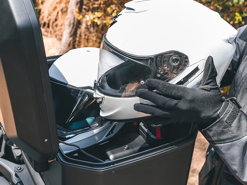 Complete set of SHAD TERRA TR40 adventure saddlebags and SHAD TERRA BLACK aluminium 55L topcase, including mounting kit SHAD Zontes ZT310-T/ T2-310