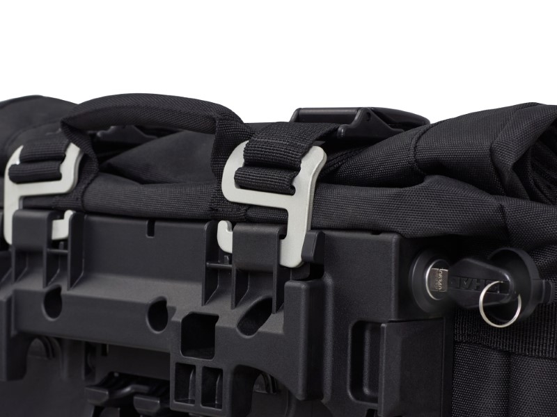 Complete set of SHAD TERRA TR40 adventure saddlebags and SHAD TERRA BLACK aluminium 55L topcase, including mounting kit SHAD Moto Morini X-Cape 649